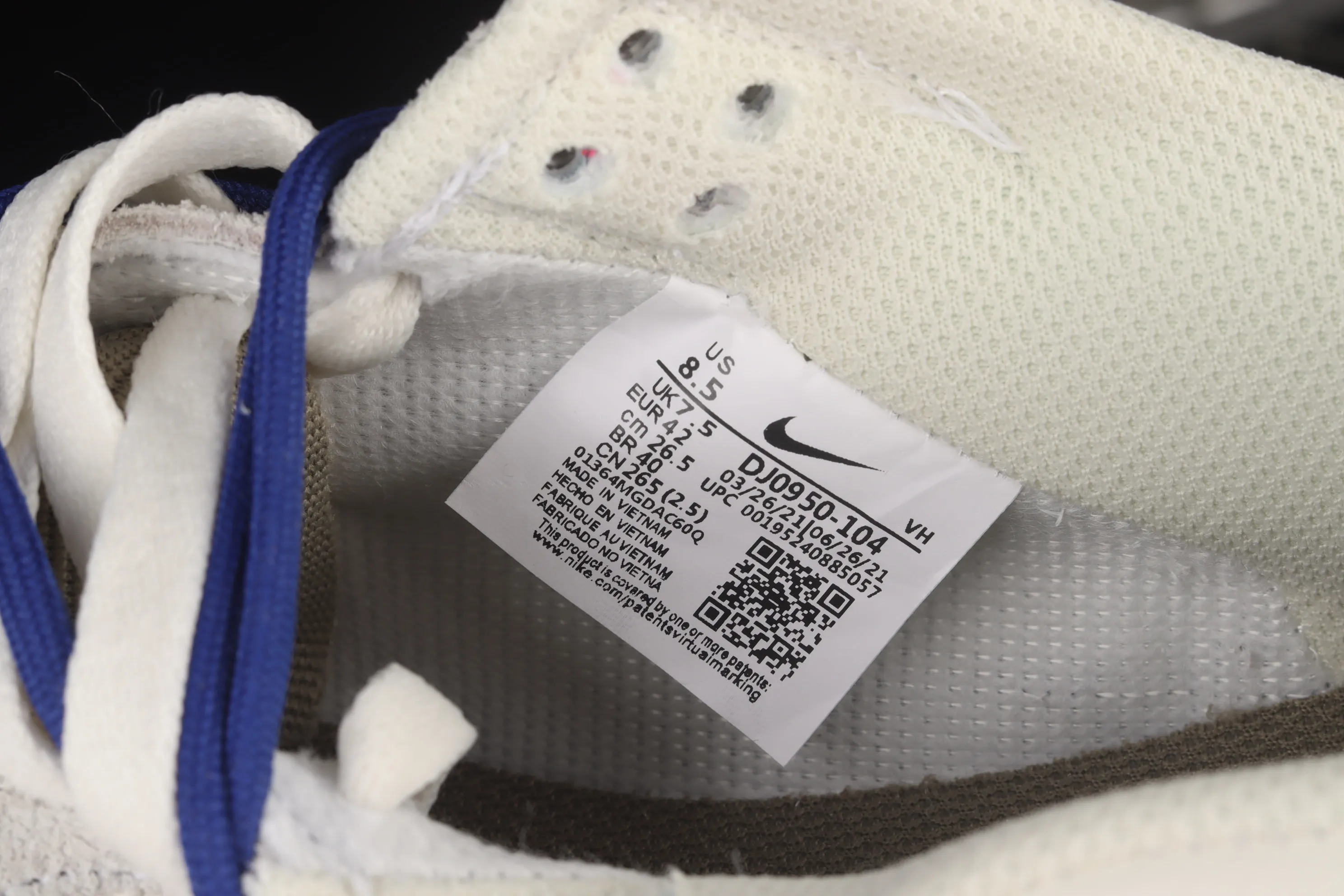 All categories Nk SB Dunk series Nk SB Dunk Low low-top sneakers cost-effective version OF x Nk Dunk Low OW SB smashing backboard fashion casual sneakers DJ0950-104